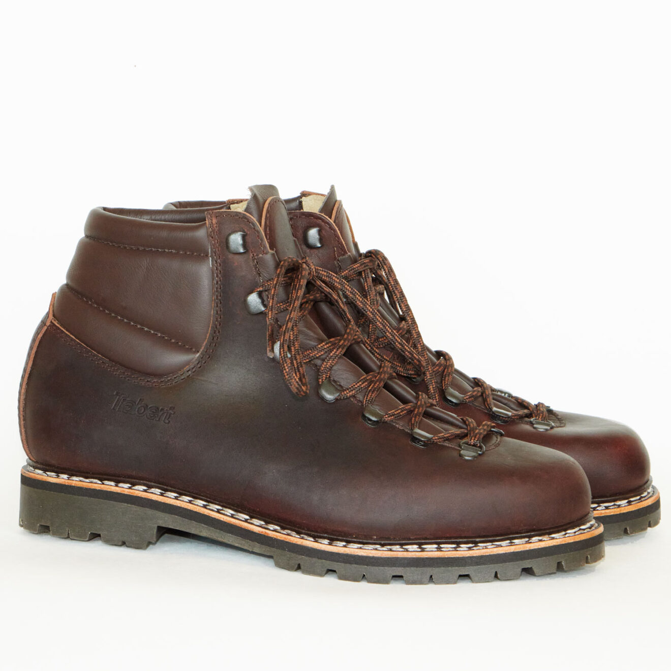 zwiegenähte wanderstiefel